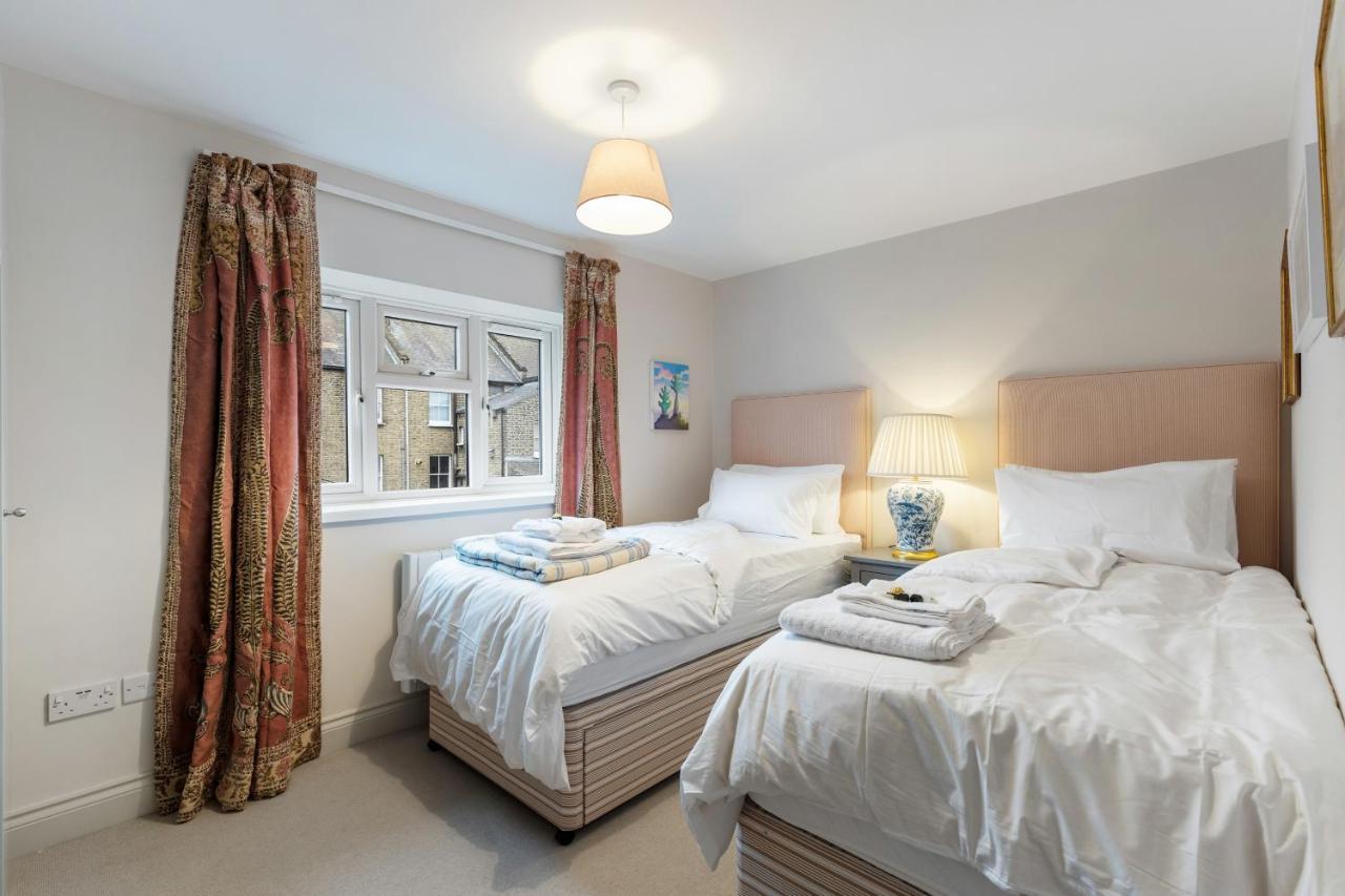 Bright & Cosy Gem ~ Battersea Park View ~ King Bed Lejlighed London Eksteriør billede