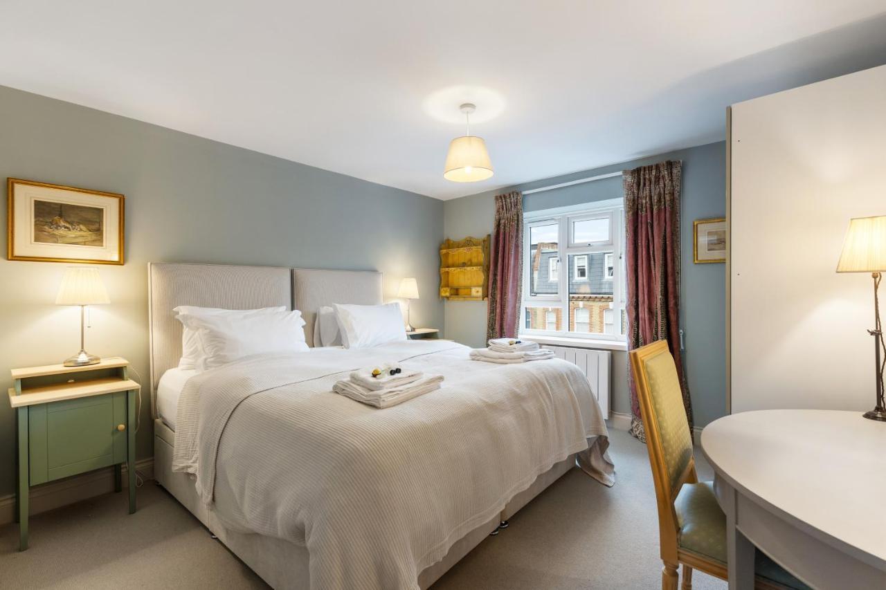 Bright & Cosy Gem ~ Battersea Park View ~ King Bed Lejlighed London Eksteriør billede